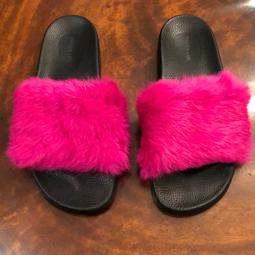 Maiden Lane Fur Slides